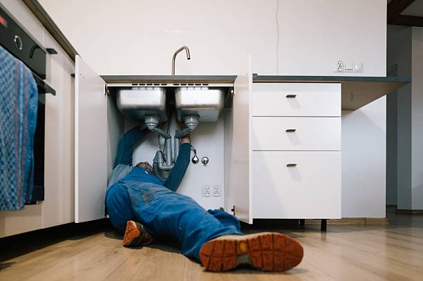 Professional Drain Cleaning technician working in Hiawatha, KS